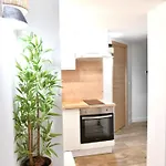 Apartmán A Few Minutes Away From The Croisette - 8 Pers